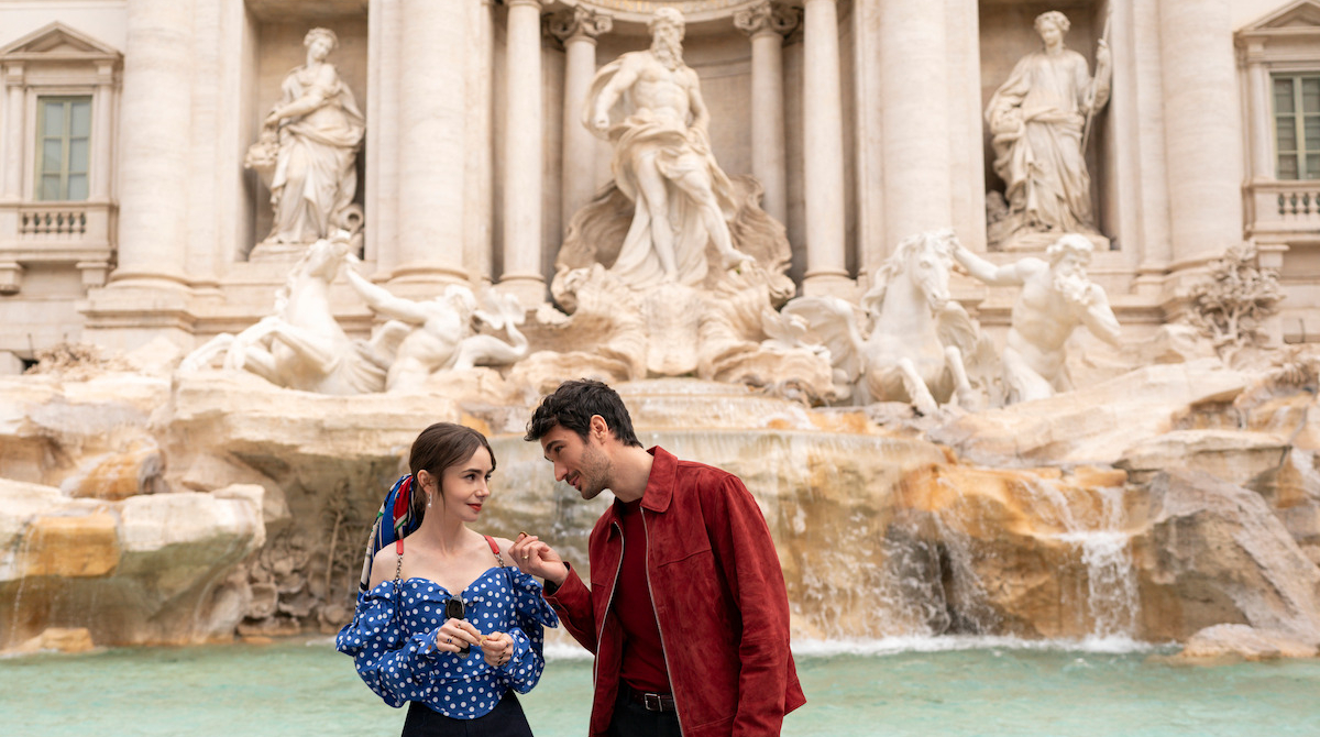 Marcello taking Emily on a tour around Rome. (Photo: Netflix)