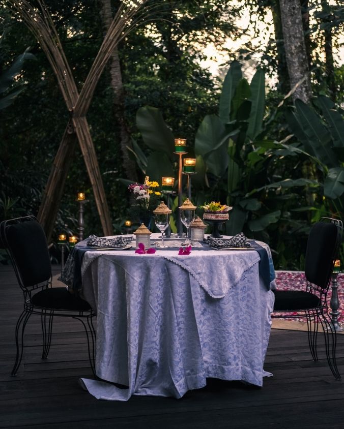 A tropical-themed outdoor gourmet dining at Sandat.