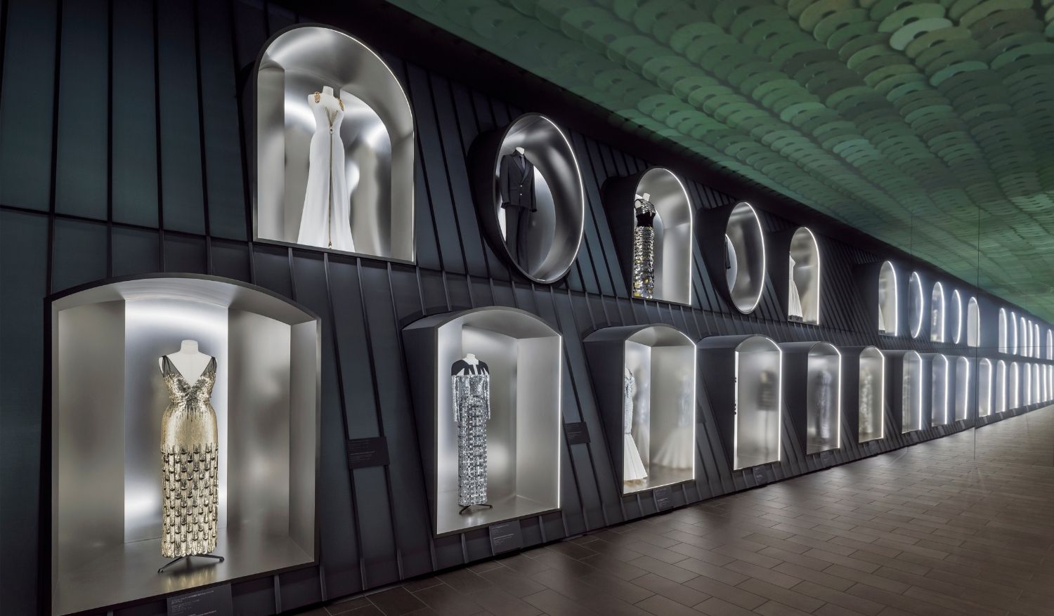 Atelier Rarex, a tribute to one-of-a-kind couture from Place Vendôme.