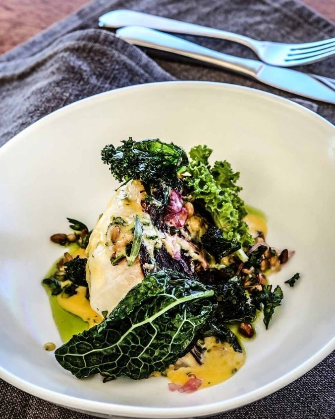 Guests can enjoy a starter and main meal, with fresh seafood, meats, and salads at Longitude 131°.