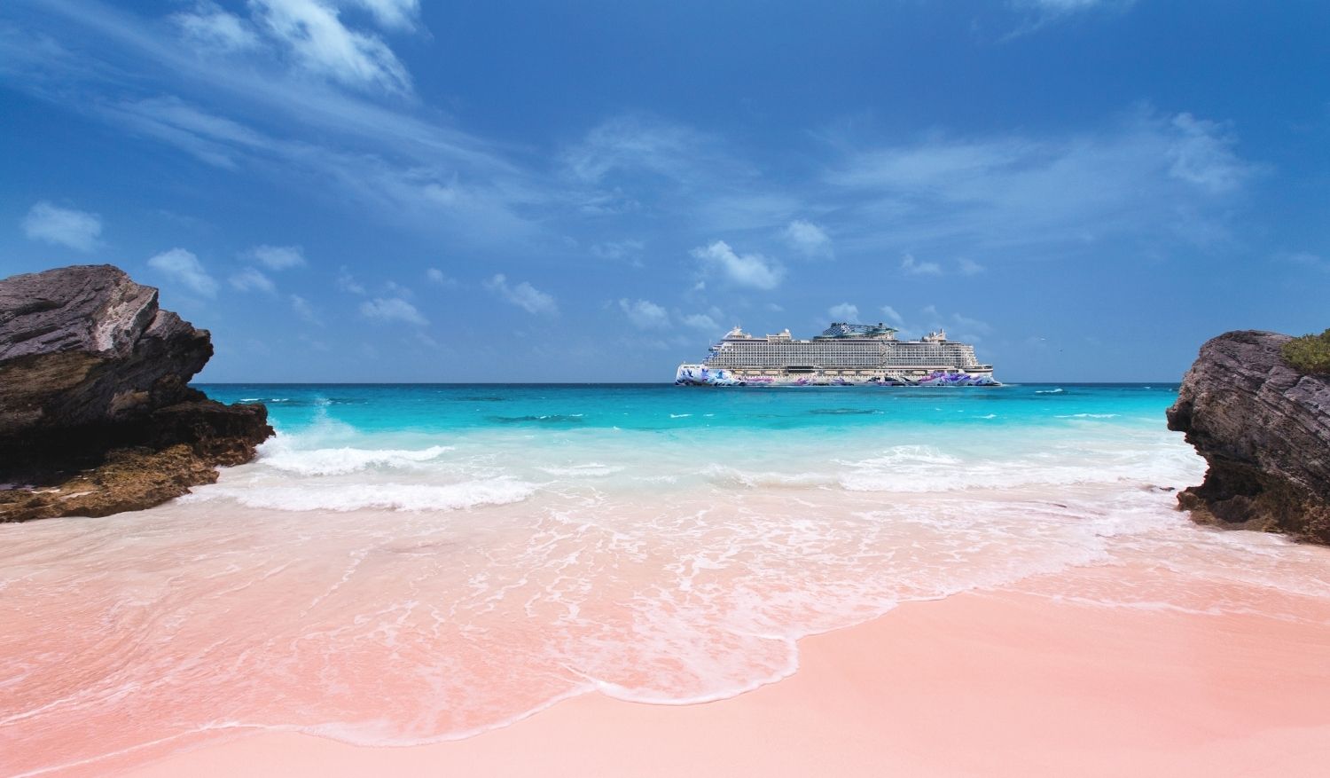 The Norwegian Cruise Line arrived at the Bahamas.