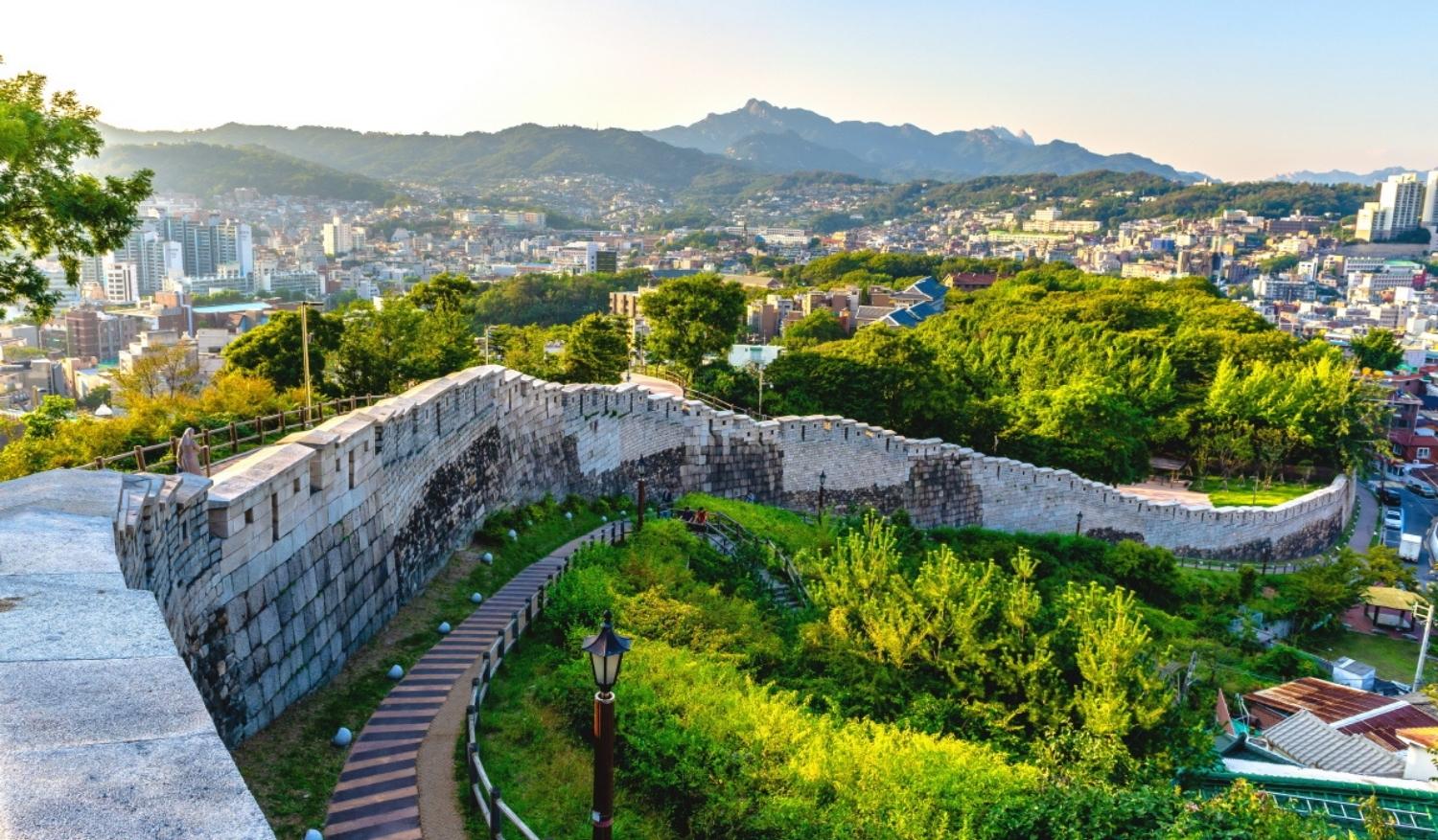 The park offers a cinematic blend of nature, culture, and street art.