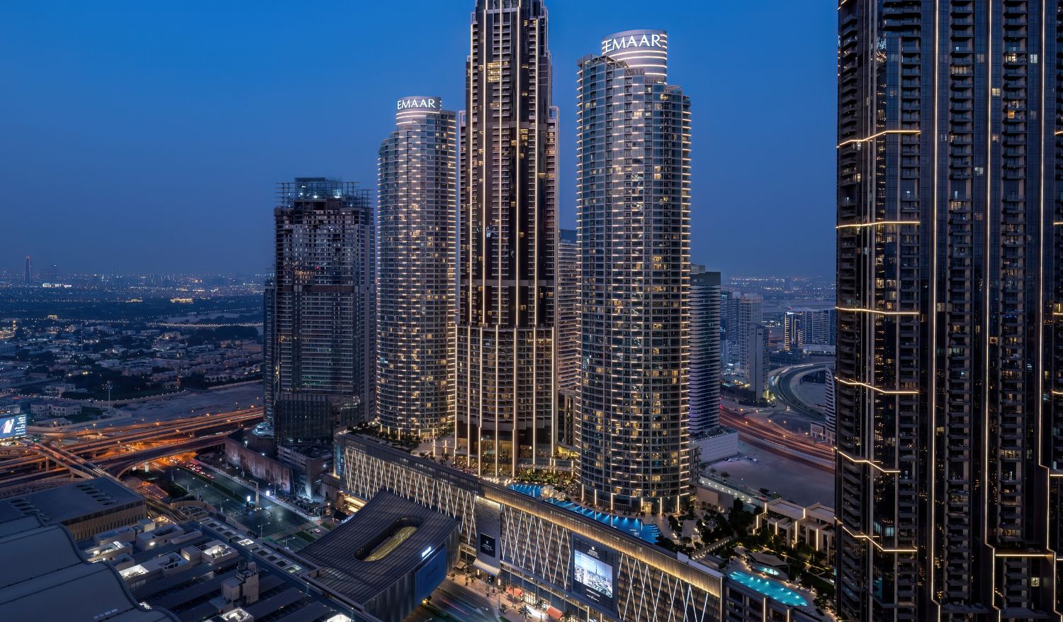 Address Dubai Mall places guests just minutes from some of Dubai’s top padel centres.