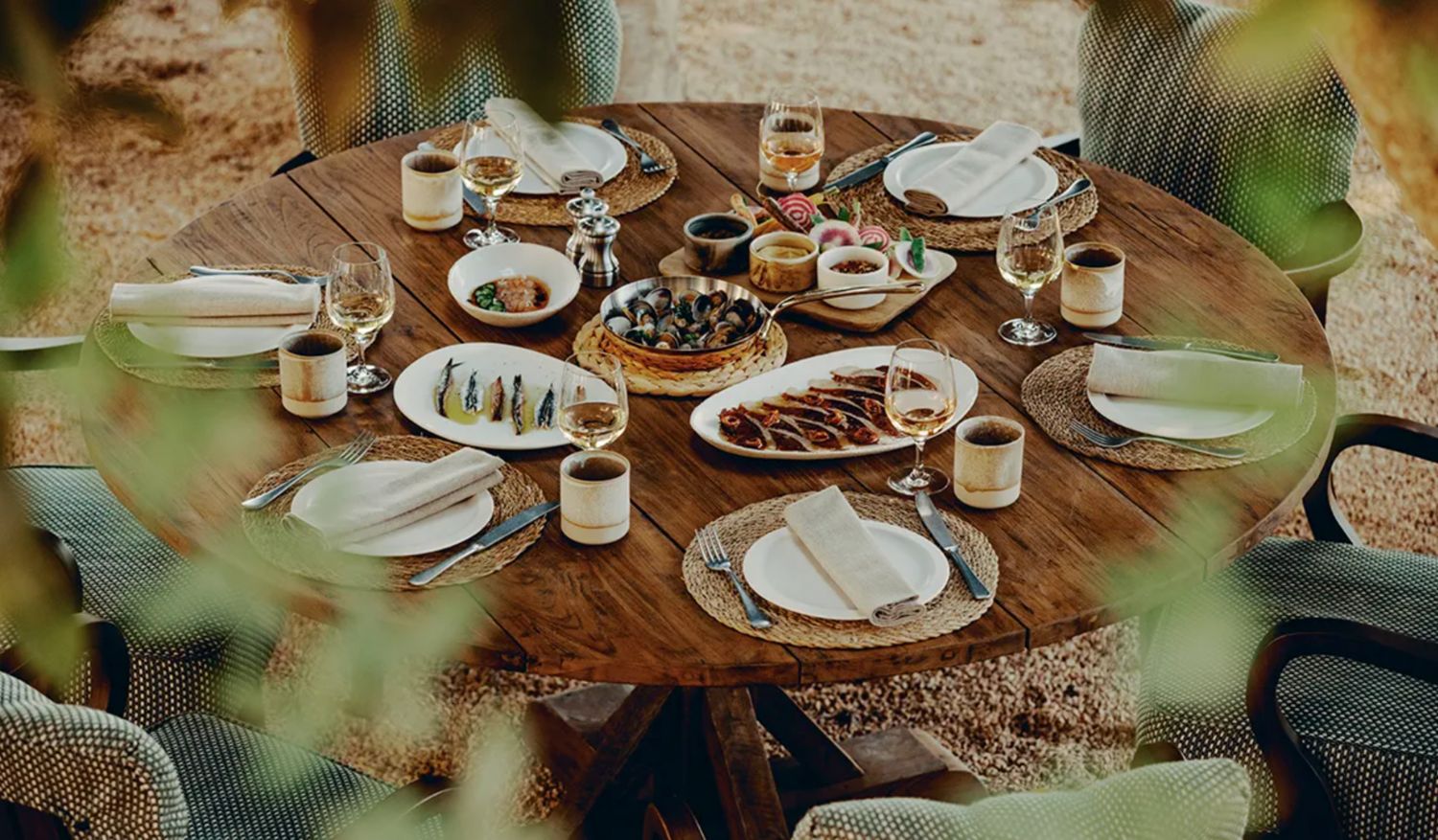 Guests can enjoy long lunches on the outdoor terrace, sampling wood-fired pizzas, fresh salads, and seafood. (Credit: Edvinas Bruzas)